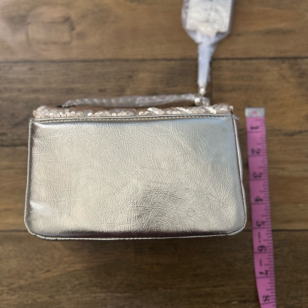 NICOLE MILLER Crossbody Bag Womens Gold Sequin Flap Purse Chain Strap - Picture 3 of 9